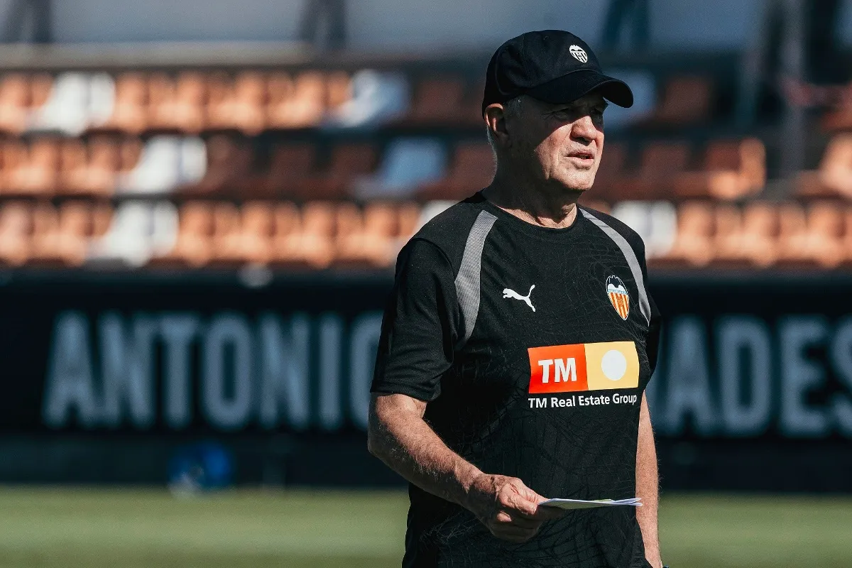 ¿Qué convenció a Javier Aguirre de dirigir al Valencia? Esto dijo el DT