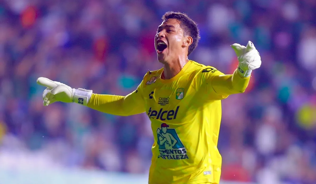 México debuta a un portero en el juego ante Perú, tiene 23 años 