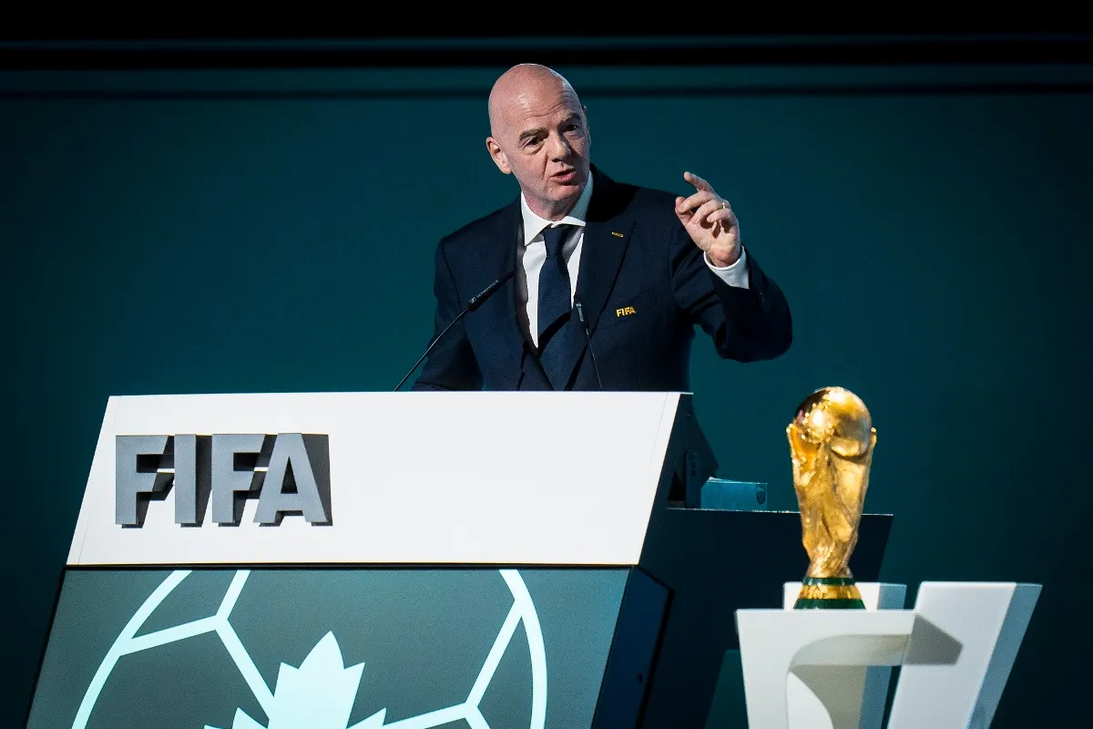 ¡Le dan la espalda! Gianni Infantino también pierde el apoyo de su país natal