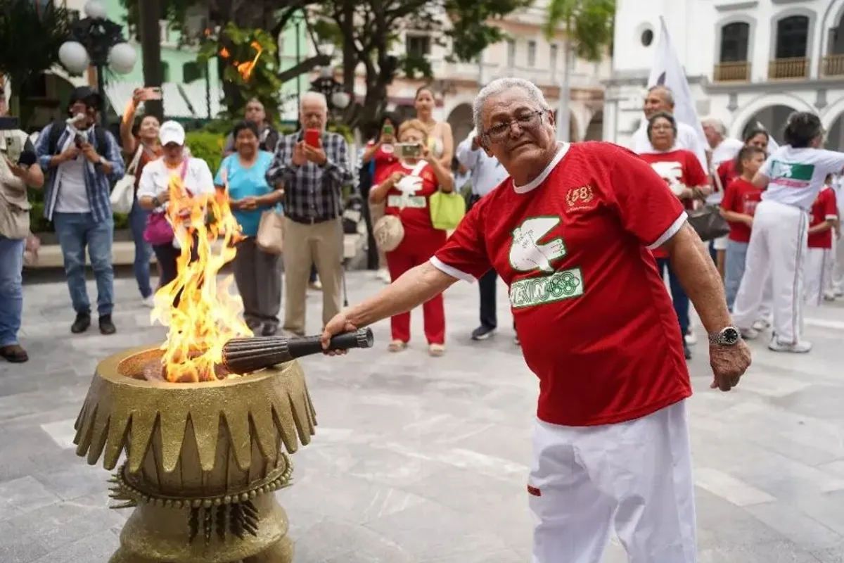 Recuerdan la llegada del fuego olímpico a Veracruz 
