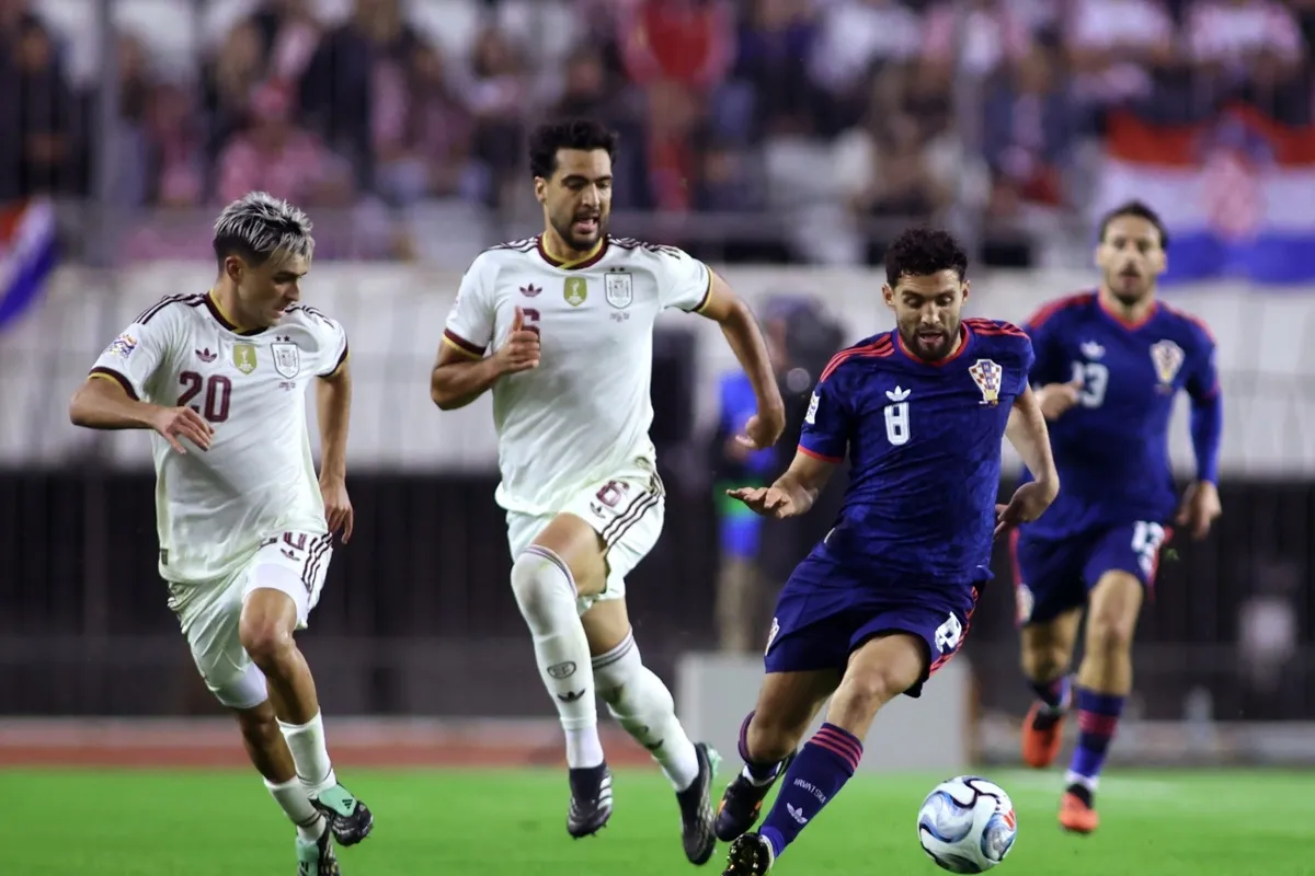 España sufre pero vence a Croacia y clasifica a los cuartos de final de la Nations League