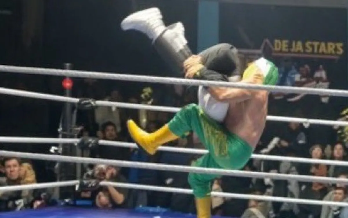 ¡Tragedia! Muere referee de lucha libre en México tras recibir una llave prohibida 