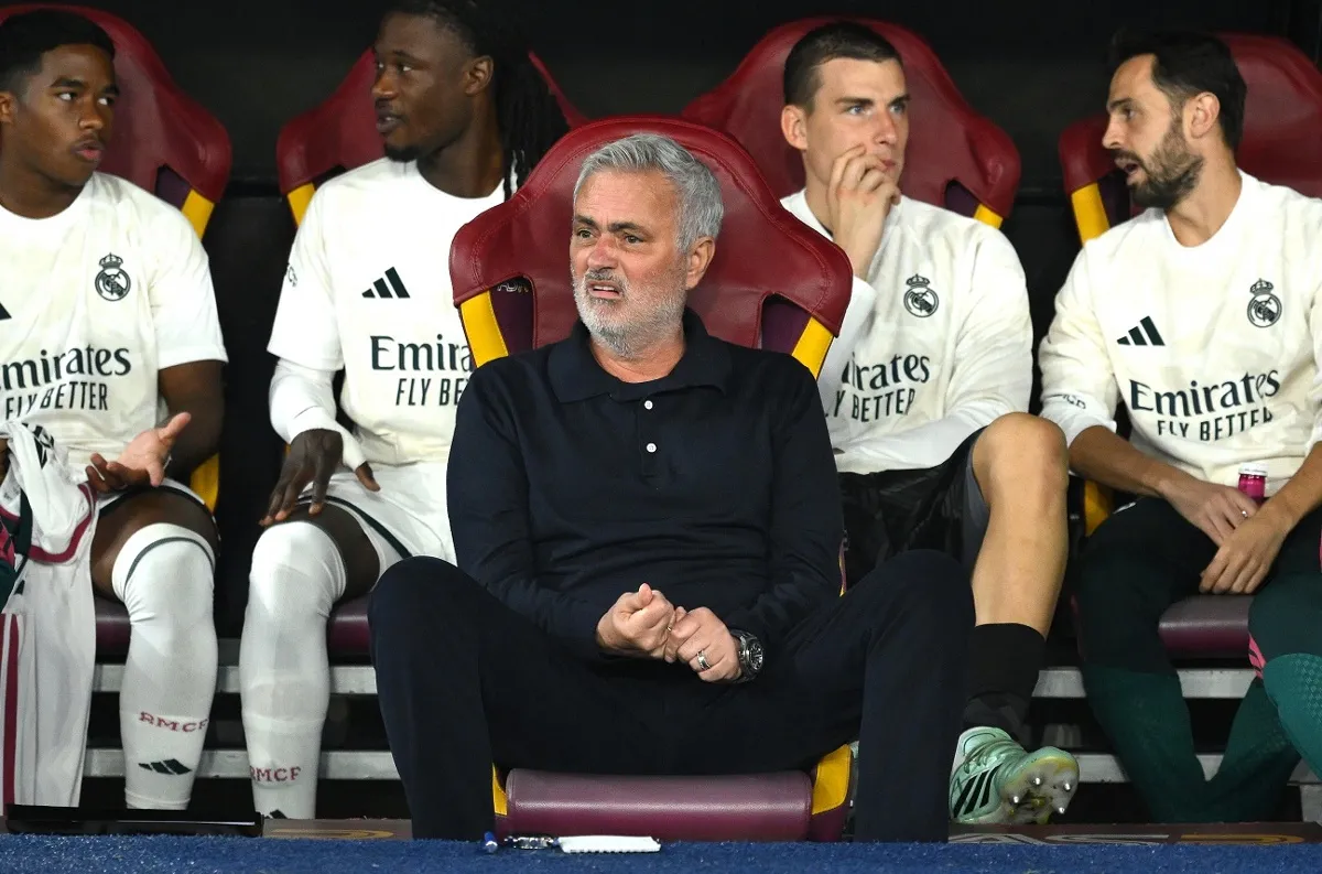 Mourinho asegura que hay 'gato escondido' tras la sanción a Vinicius 