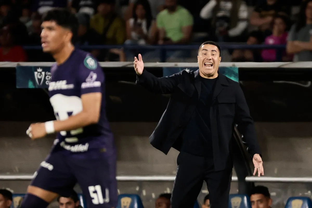 Efraín Juárez rompe el silencio y exhibe problemas con un directivo de Pumas