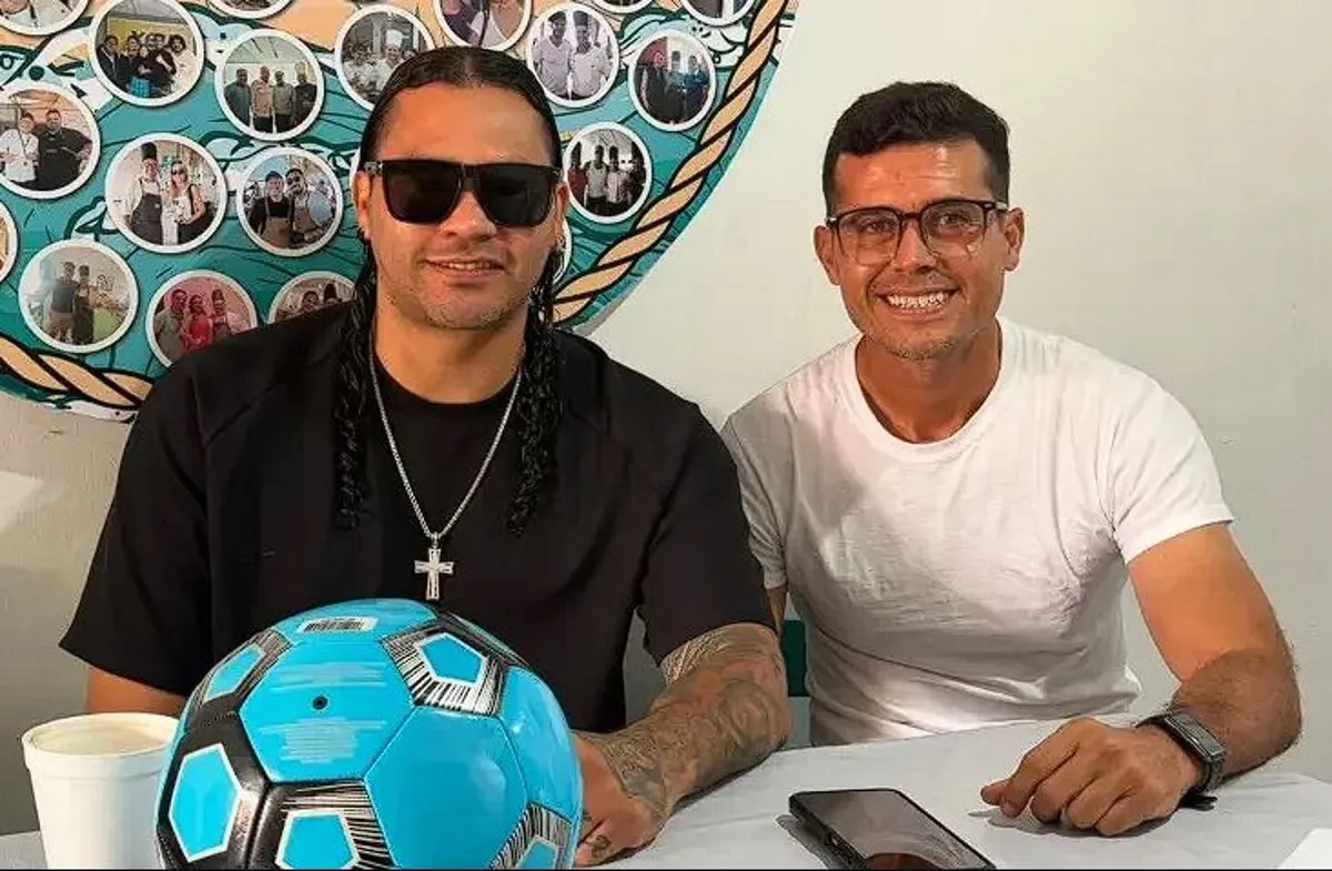 'Gullit' Peña cambia el futbol por la política ¡Quiere un cargo público!