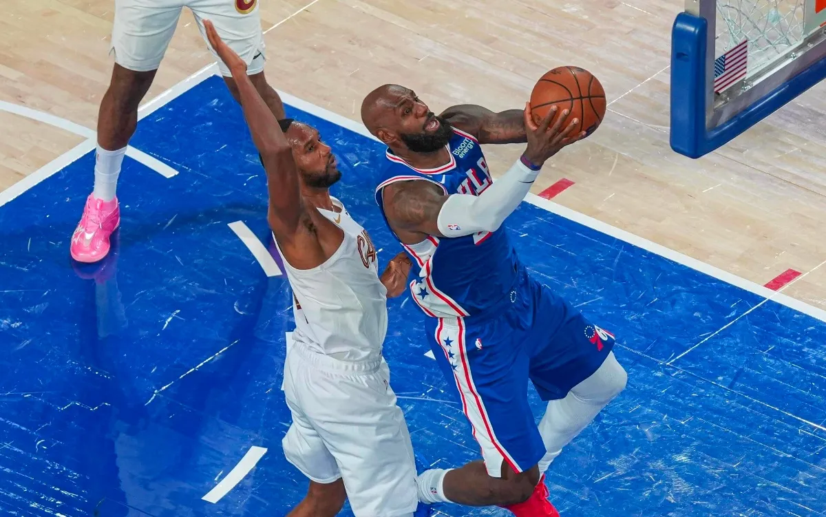NBA: LeBron James y los 76ers se lucen con tremenda remontada ante Cleveland 