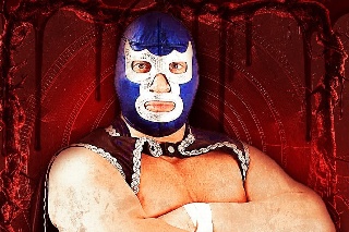 Blue Demon Jr sufre grave accidente, se encuentra en terapia intensiva 