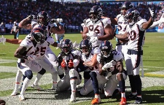 NFL: Los Broncos de Denver se imponen a los Raiders en el inicio de la Semana 10