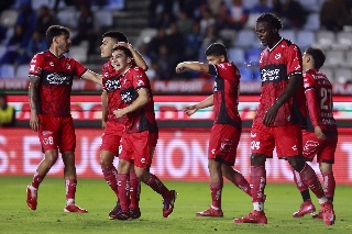 Xolos a punto de romper la Ley Federal de Trabajo por culpa de Gilberto Mora