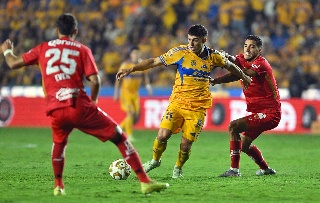 Tigres pega primero, vence a Toluca y tiene ventaja en la Final de la Liga MX 