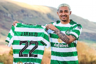 Mexicano Julián Araujo deja la Premier League por el Celtic de Escocia