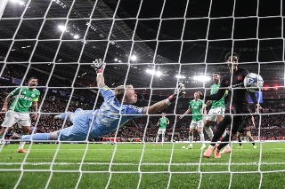 Partido del Bayer Leverkusen es suspendido por motivos de seguridad