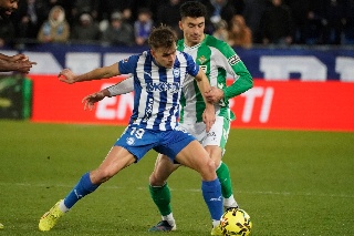 ¡Sorpresa en España! Alavés derrota al Betis y se aleja de la zona de descenso