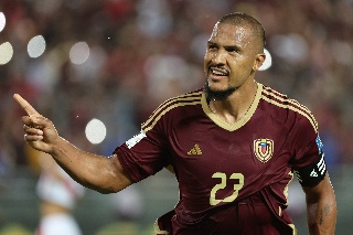 Salomón Rondón exhibe a compañero de Venezuela con tremendo mensaje (FOTO)