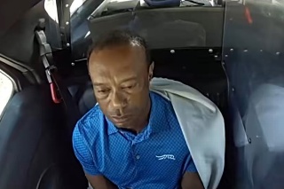 Video de la policía exhibe estado de Tiger Woods tras ser detenido (VIDEO)