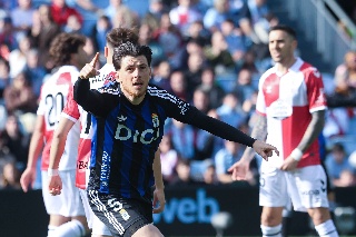 Real Oviedo golea y sueña con evitar el descenso