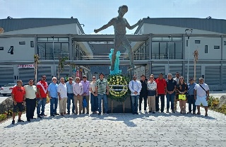 Rinden emotivo homenaje a Luis 'Pirata' de la Fuente por su 54 aniversario luctuoso