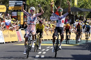 ¡Isaac del Toro gana la segunda etapa del Tour de Francia! 