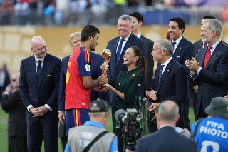 Claudia Sheinbaum felicita a España por conquistar el Mundial y a México por ser la mejor sede