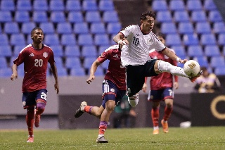 El veracruzano Santiago Sandoval causa baja de la Selección Mexicana y será operado