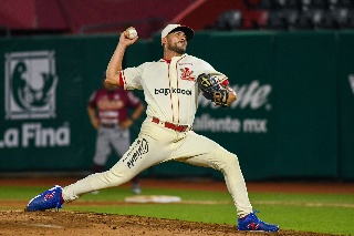Olmecas apalea a El Águila de Veracruz y se queda con la serie en el Beto Ávila