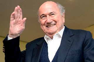 Joseph Blatter arremete contra Gianni Infantino y la FIFA