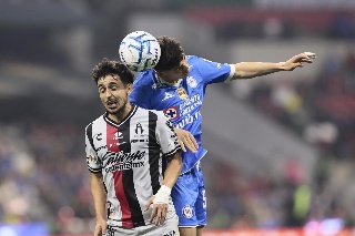 ¡Sorpresa! Cruz Azul tropieza frente al Atlas en el Estadio Azteca 