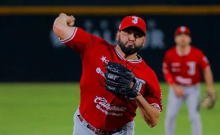 Gracias a un ex de El Águila de Veracruz, Toros de Tijuana toma ventaja en la Serie del Rey