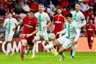 ¡Remontada de locura! Santos Laguna sorprende y le da la vuelta al Toluca en el Nemesio Diez