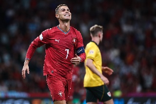 Portugal consigue la primera victoria con su nuevo DT