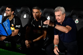 Javier Aguirre rompe una tradición histórica del Valencia