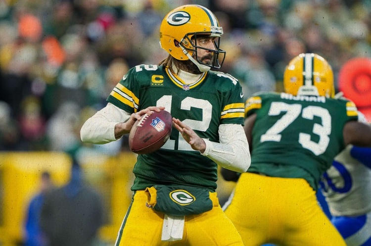 NFL: Rodgers lleva a Packers al triunfo sobre Rams