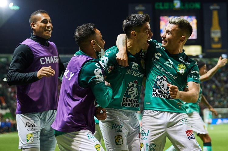 Suspenden a jugador de León por insultar al árbitro (VIDEO)