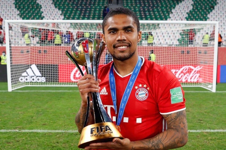 Equipo de Liga MX va por Douglas Costa, ex del Bayern y Juve