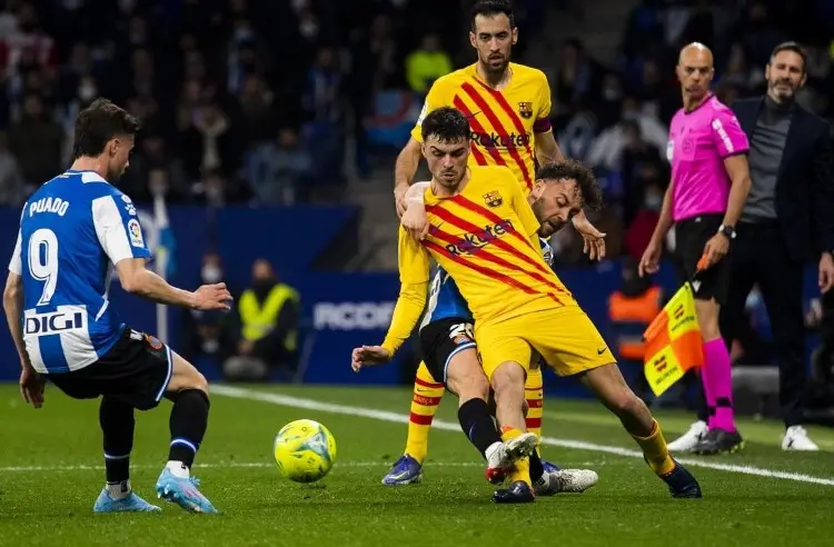 Barcelona consigue drámatico empate frente al Espanyol