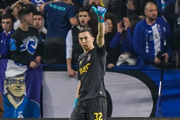 Suspenden a Marchesín en el futbol de Portugal