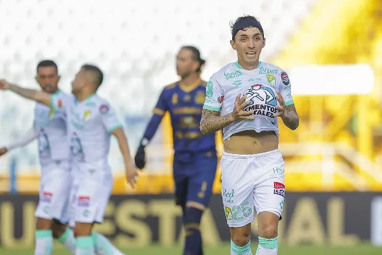 León le pega de visita al Guastatoya en la Concachampions