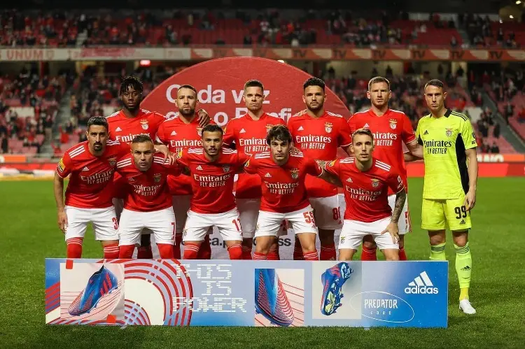 Investigan al Benfica por supuestos pagos a árbitro