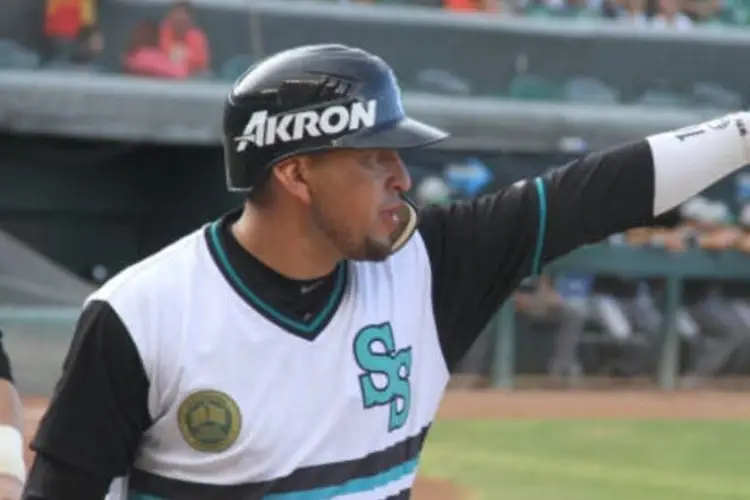 Christian Zazueta se une a los Toros