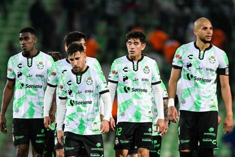 Santos tendrá equipo incompleto contra Cruz Azul por COVID-19