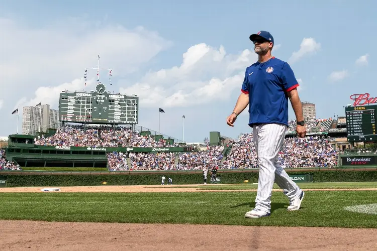 MLB: Cubs extienden contrato al manager David Ross