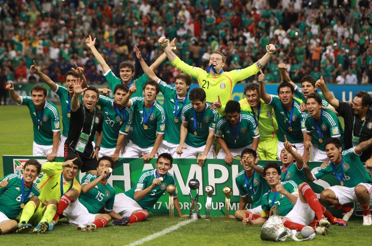 De ser Campeón del Mundo con México, al futbol amateur en Argentina