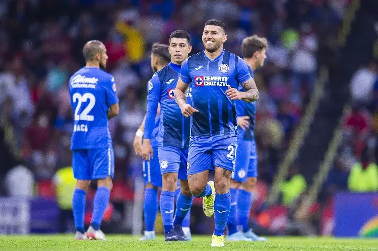 Fenomenal gol de tijera de Cruz Azul (VIDEO)