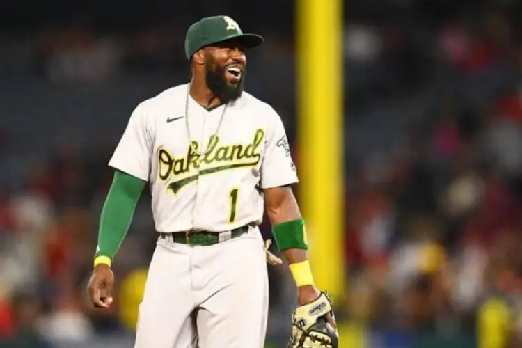 White Sox firman a Josh Harrison por un año