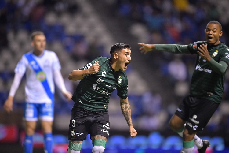 Santos le saca empate al Puebla en el Cuauhtémoc