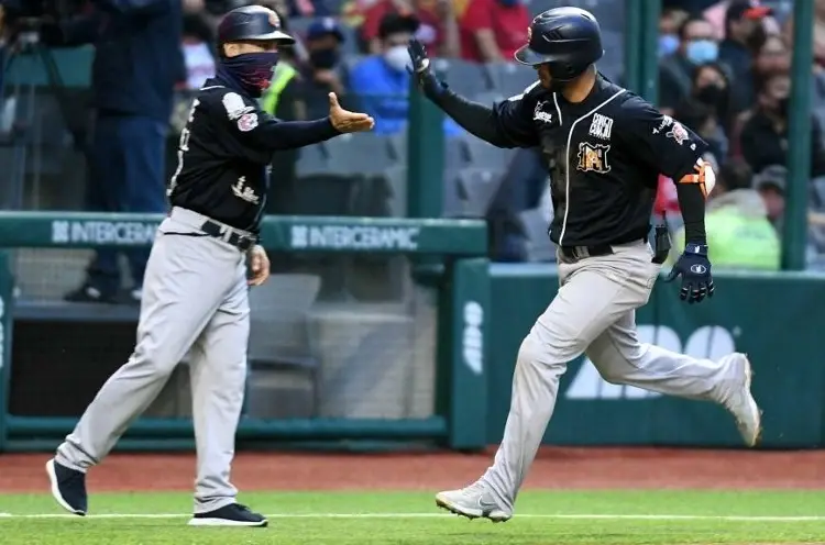 LMB: Venezolano Ángel Reyes llega a los Rieleros 