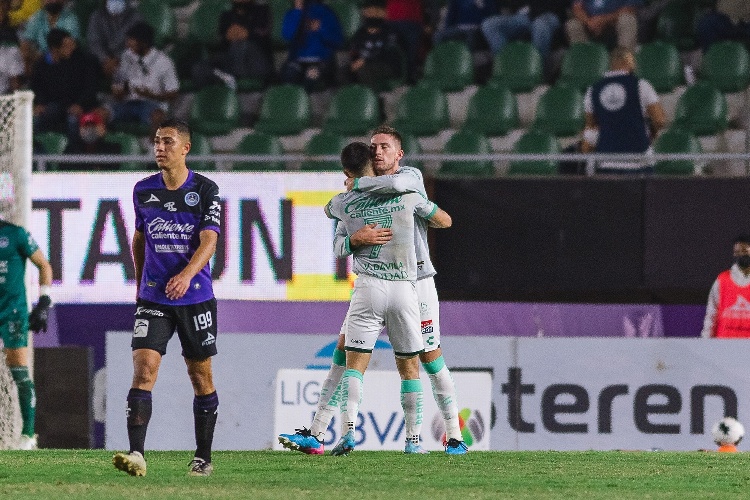 León no se rinde y hunde más a Mazatlán FC