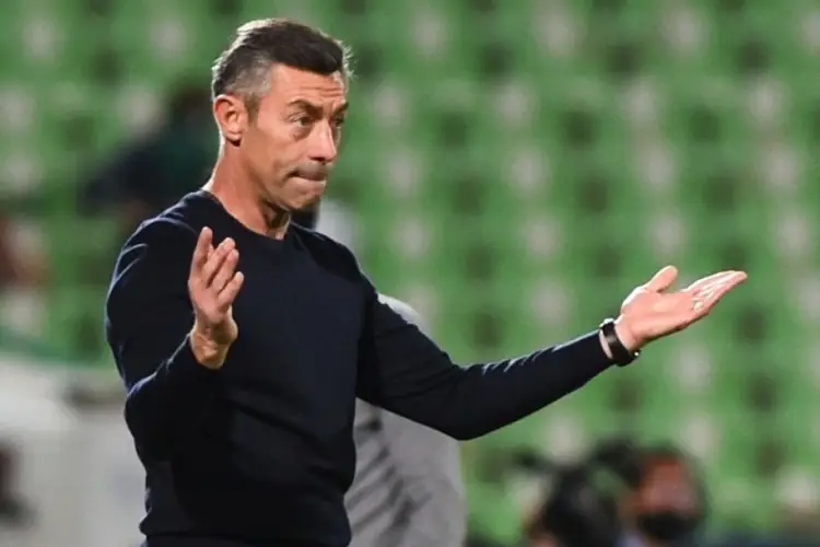 Caixinha busca acomodo en la Superliga Argentina