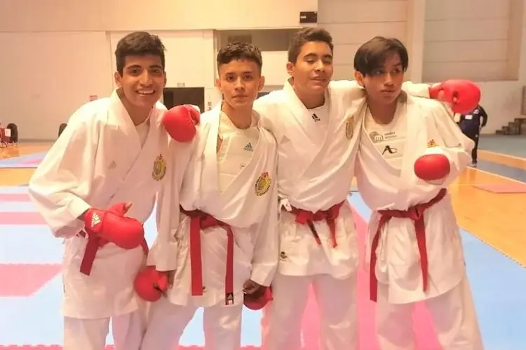 Define Veracruz equipo de karate para Nacionales CONADE   