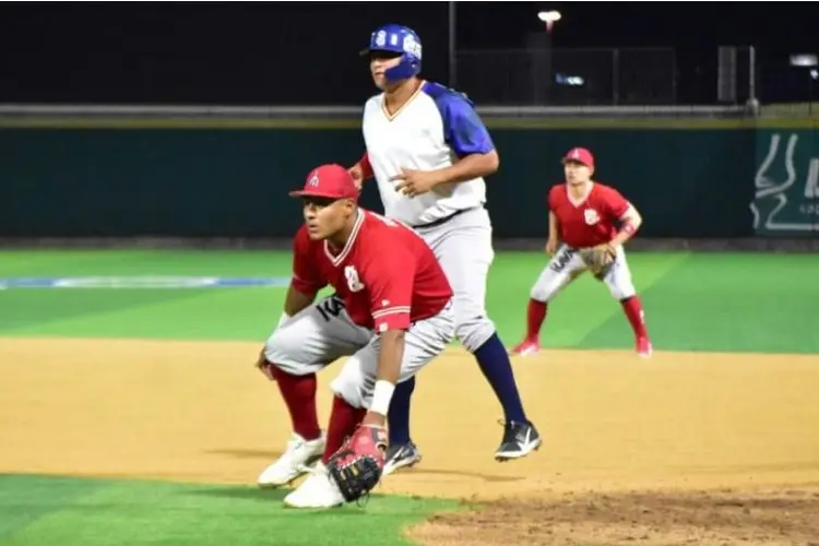 Diablos gana a los Tecolotes en pretemporada